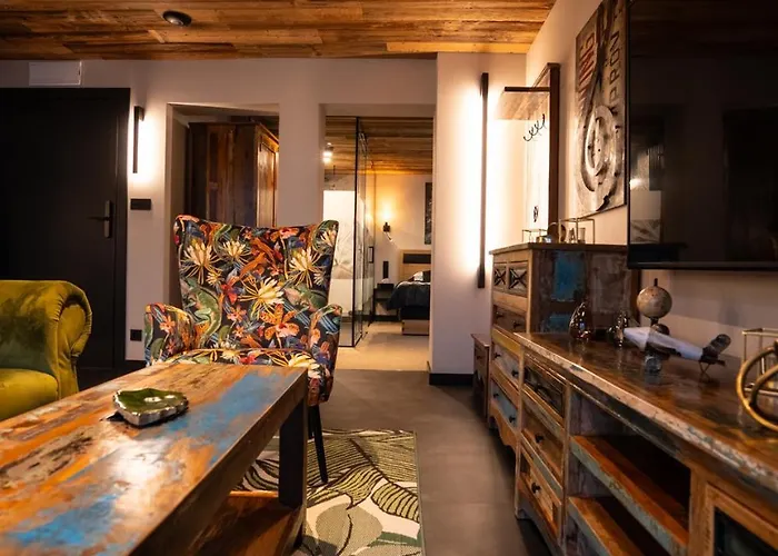 Luna Luxury - Z Sauna I Jacuzzi 斯克拉斯卡波伦巴