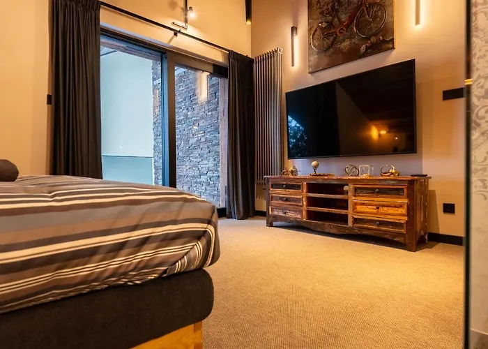 Luna Luxury - Z Sauna I Jacuzzi 斯克拉斯卡波伦巴